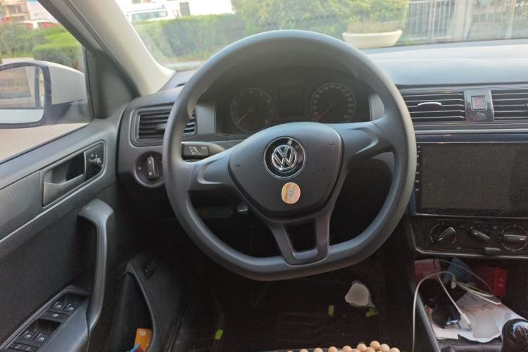 Used Volkswagen Santana 2018 1.5L Manual Fashion Edition Steering Wheel