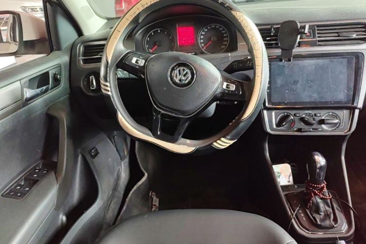 Used Volkswagen Santana 2018 1.5L Automatic Comfort Edition Steering Wheel