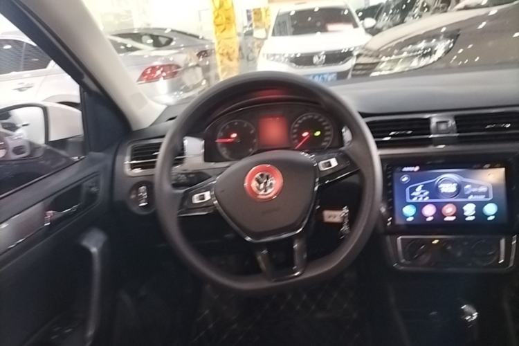 Used Volkswagen Santana 2018 1.5L Automatic Comfort Edition Steering Wheel