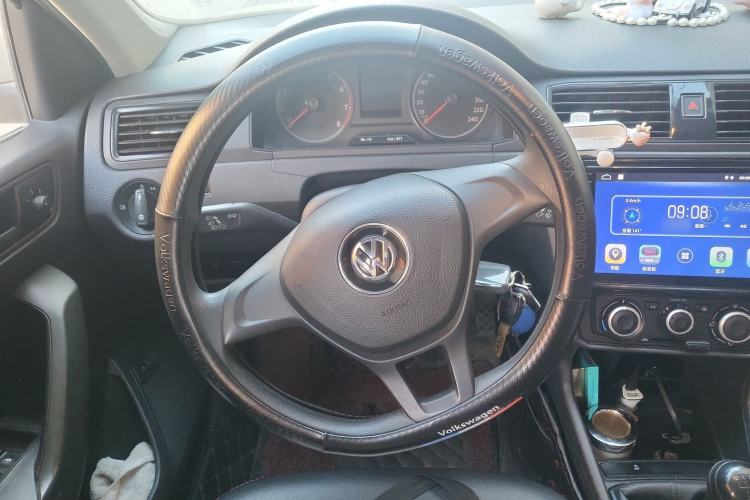 Used Volkswagen Santana 2018 1.5L Manual Fashion Edition Steering Wheel