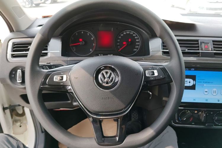 Used Volkswagen Santana 2018 1.5L Manual Comfort Edition Steering Wheel