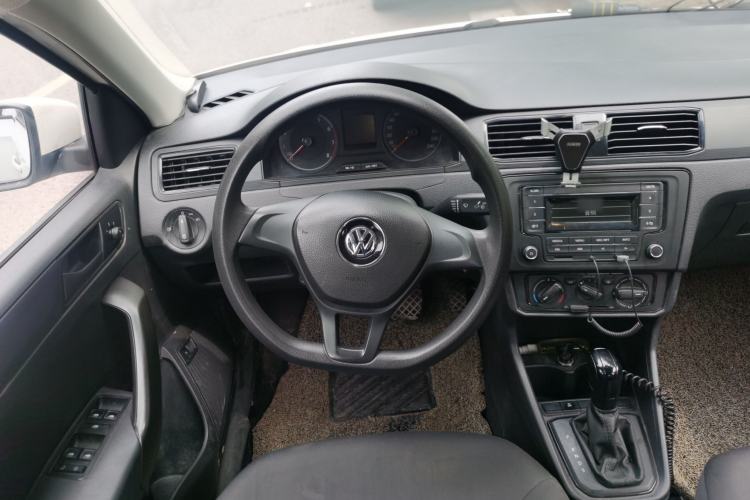 Used Volkswagen Santana 2018 1.5L Automatic Fashion Edition Steering Wheel