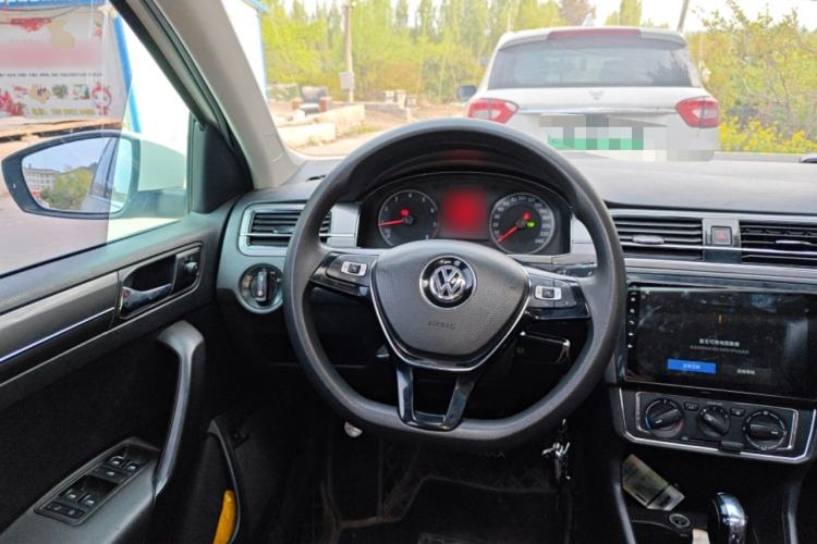 Used Volkswagen Santana 2018 1.5L Automatic Comfort Edition Steering Wheel