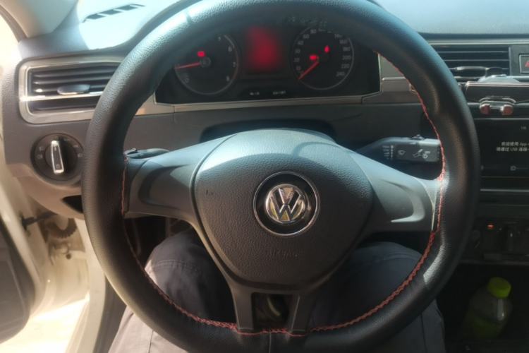 Used Volkswagen Santana 2018 1.5L Manual Fashion Edition Steering Wheel