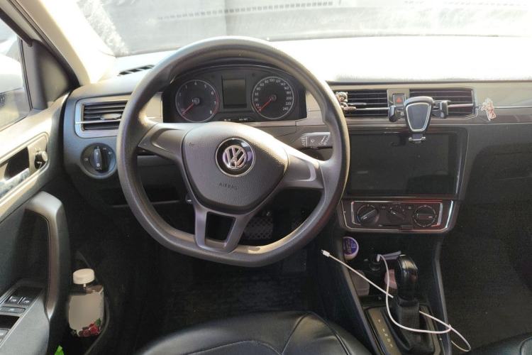 Used Volkswagen Santana 2018 Haval H6 1.5L Automatic Fashion Edition Steering Wheel
