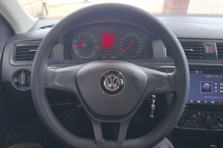 Used Volkswagen Santana 2018 1.5L Automatic Fashion Edition Steering Wheel