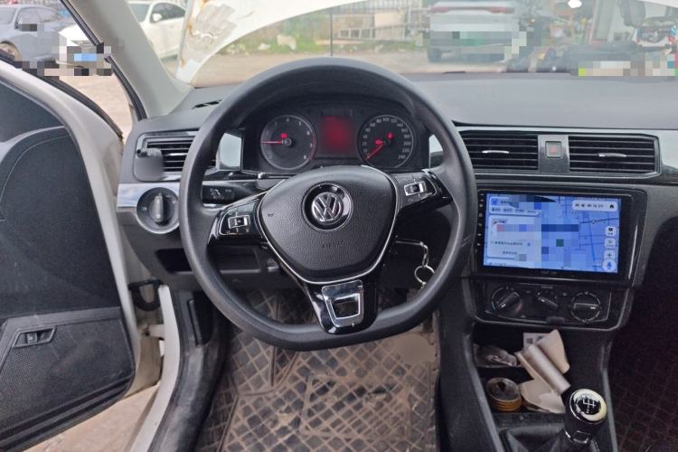 Used Volkswagen Santana 2018 1.5L Manual Fashion Edition Steering Wheel