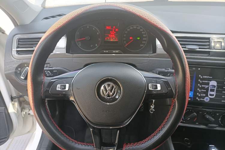 Used Volkswagen Santana 2018 1.5L Automatic Comfort Edition Steering Wheel