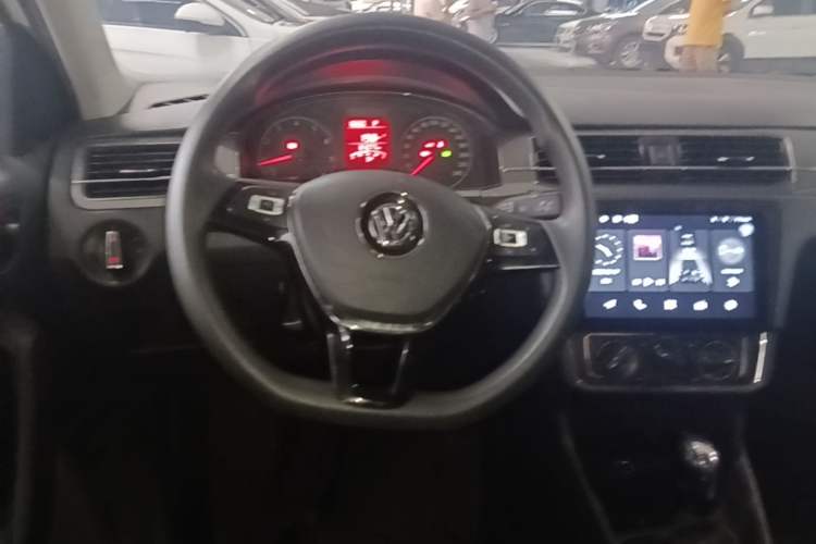 Used Volkswagen Santana 2018 1.5L Automatic Comfort Edition Steering Wheel