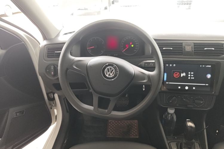 Used Volkswagen Santana 2018 1.5L Automatic Fashion Edition Steering Wheel