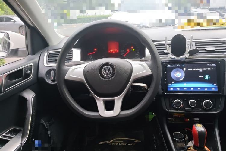 Used Volkswagen Santana 2018 1.5L Automatic Fashion Edition Steering Wheel