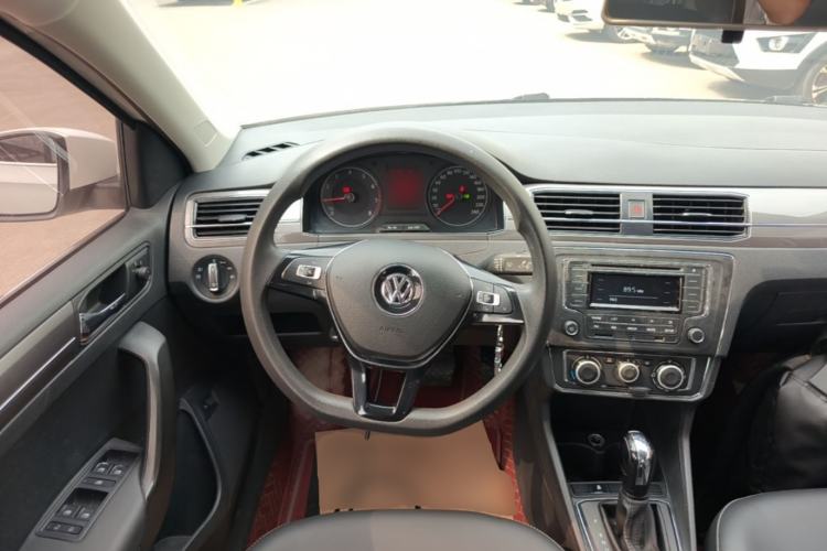 Used Volkswagen Santana 2018 1.5L Automatic Comfort Edition Steering Wheel