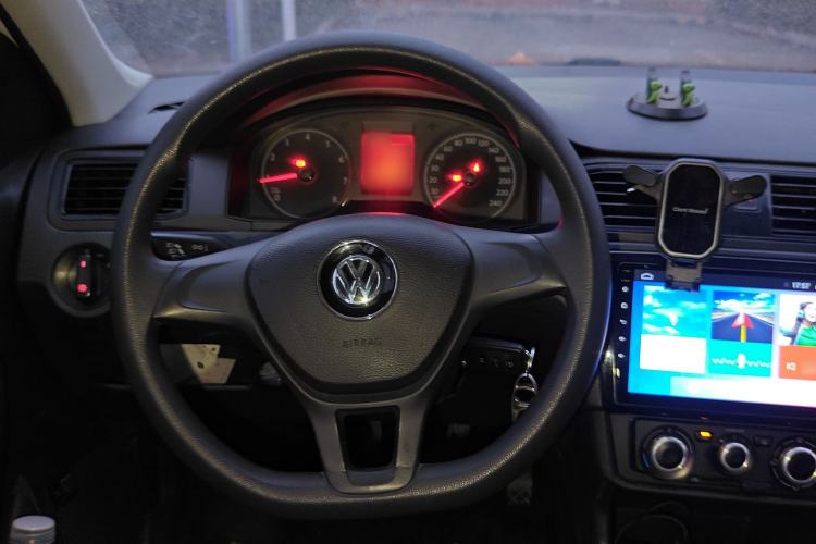 Used Volkswagen Santana 2018 1.5L Manual Fashion Edition Steering Wheel