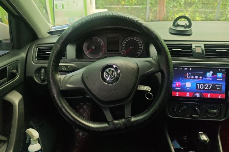 Used Volkswagen Santana 2018 1.5L Automatic Fashion Edition Steering Wheel