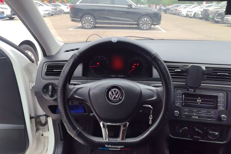Used Volkswagen Santana 2018 1.5L Manual Fashion Edition Steering Wheel