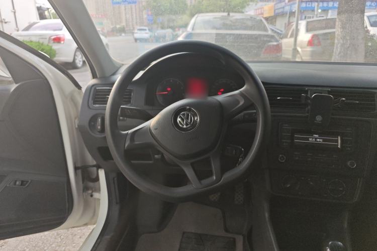 Used Volkswagen Santana 2018 1.5L Manual Fashion Edition Steering Wheel
