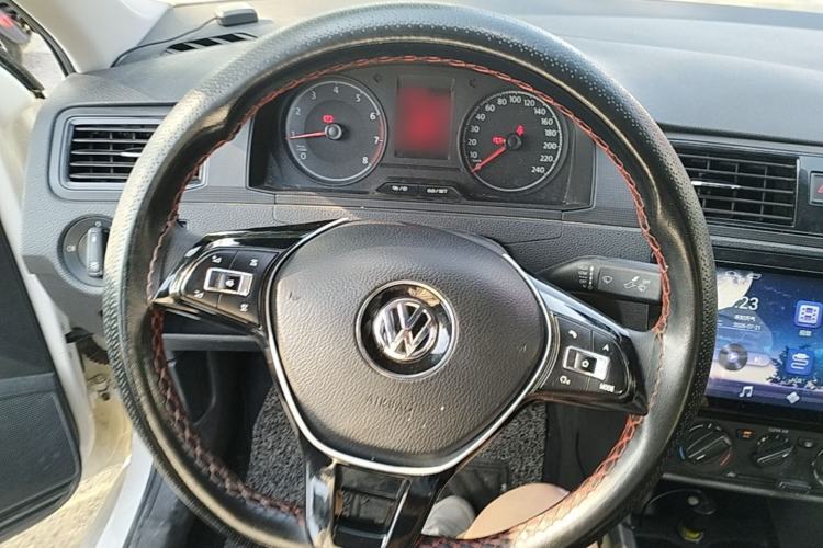 Used Volkswagen Santana 2018 1.5L Manual Fashion Edition Steering Wheel