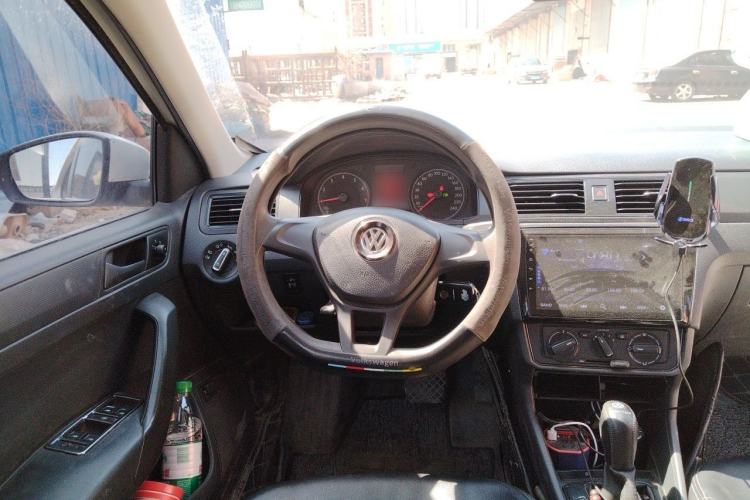 Used Volkswagen Santana 2018 1.5L Automatic Fashion Edition Steering Wheel