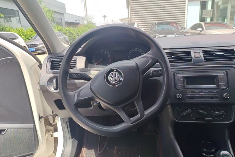Used Volkswagen Santana 2018 1.5L Manual Fashion Edition Steering Wheel