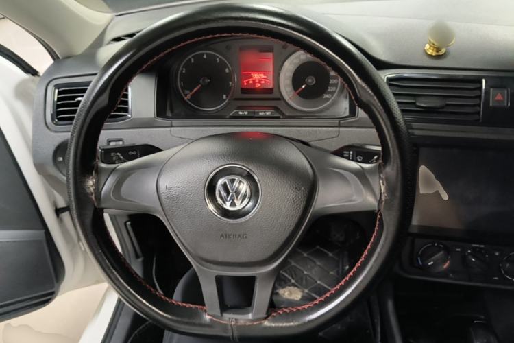 Used Volkswagen Santana 2018 1.5L Automatic Fashion Edition Steering Wheel