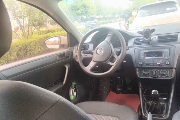 Used Volkswagen Santana 2018 1.5L Manual Fashion Edition Steering Wheel