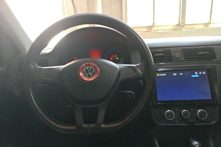 Used Volkswagen Santana 2018 1.5L Automatic Fashion Edition Steering Wheel
