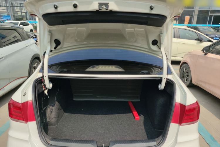Used Volkswagen Santana 2018 1.5L Manual Fashion Edition Trunk