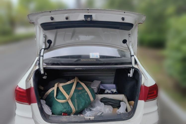 Used Volkswagen Santana 2018 1.5L Manual Fashion Edition Trunk
