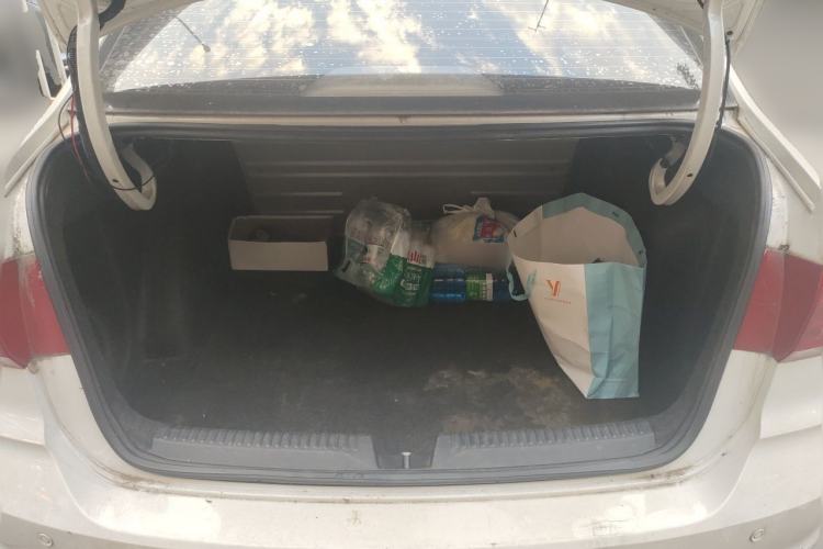 Used Volkswagen Santana 2018 1.5L Automatic Fashion Edition Trunk