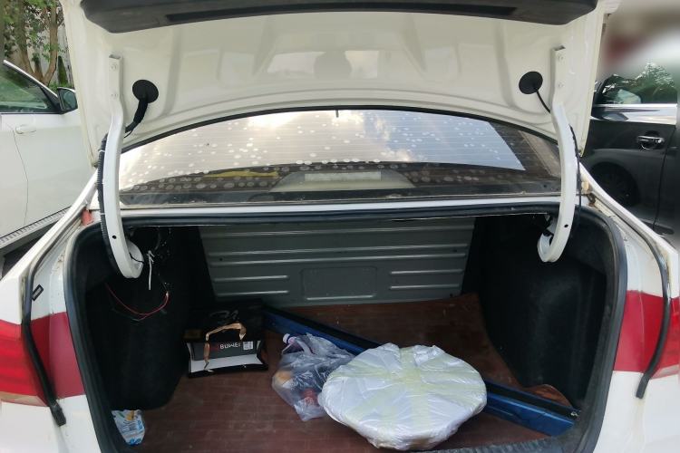 Used Volkswagen Santana 2018 1.5L Manual Fashion Edition Trunk