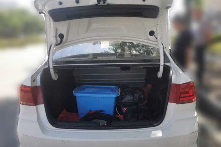 Used Volkswagen Santana 2018 1.5L Automatic Fashion Edition Trunk
