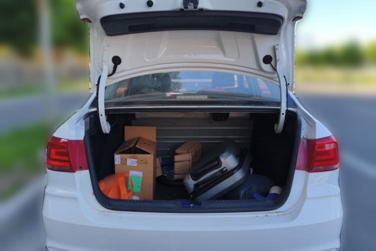 Used Volkswagen Santana 2018 1.5L Manual Fashion Edition Trunk