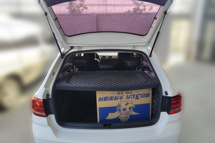 Used Volkswagen Santana 2018 Haval H6 1.5L Automatic Fashion Edition Trunk