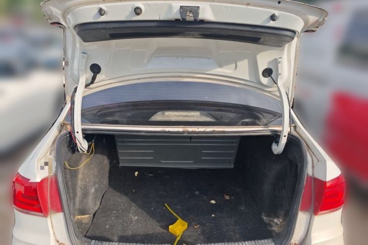 Used Volkswagen Santana 2018 1.5L Manual Fashion Edition Trunk
