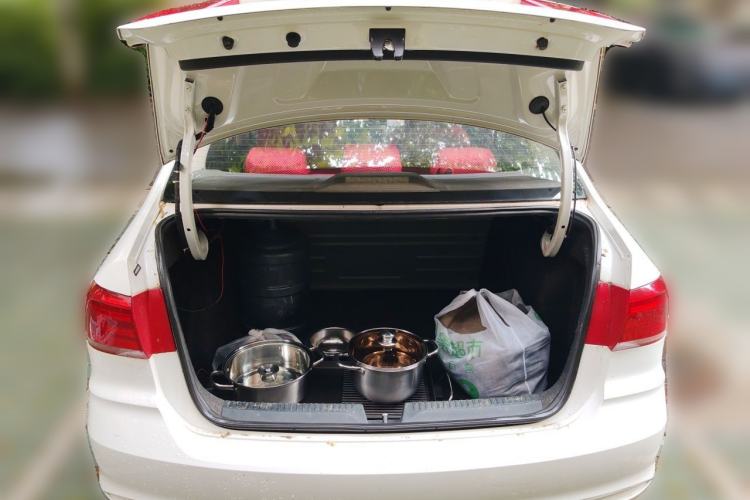 Used Volkswagen Santana 2018 1.5L Manual Fashion Edition Trunk