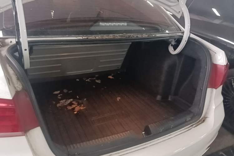 Used Volkswagen Santana 2018 1.5L Automatic Comfort Edition Trunk