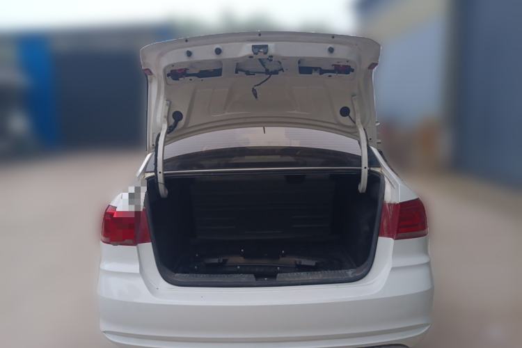 Used Volkswagen Santana 2018 1.5L Manual Fashion Edition Trunk