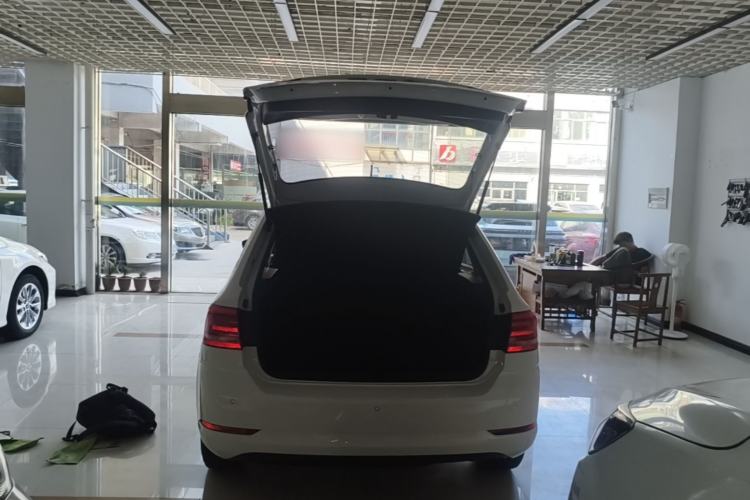 Used Volkswagen Santana 2018 Haval H9 1.5L Automatic Comfort Edition Trunk