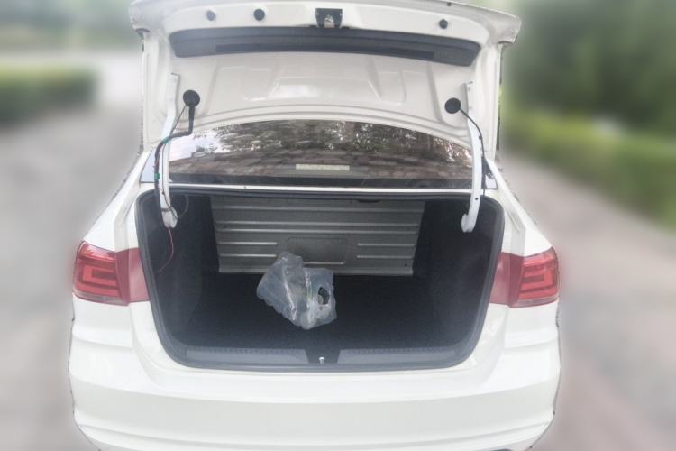 Used Volkswagen Santana 2018 1.5L Manual Fashion Edition Trunk