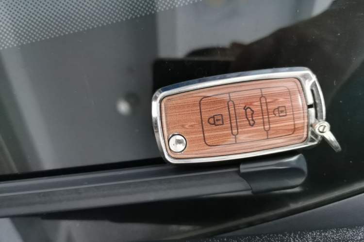 Used Volkswagen Santana 2018 1.5L Manual Fashion Edition Vehicle Key