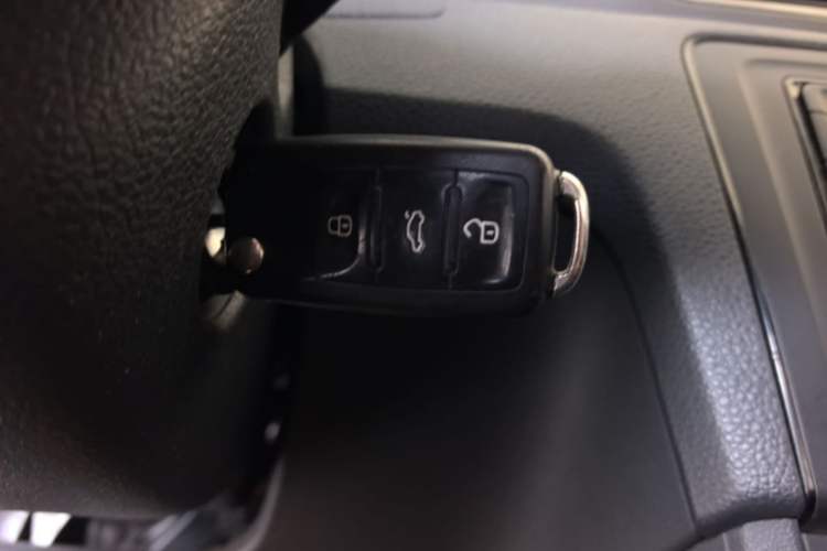 Used Volkswagen Santana 2018 1.5L Automatic Fashion Edition Vehicle Key