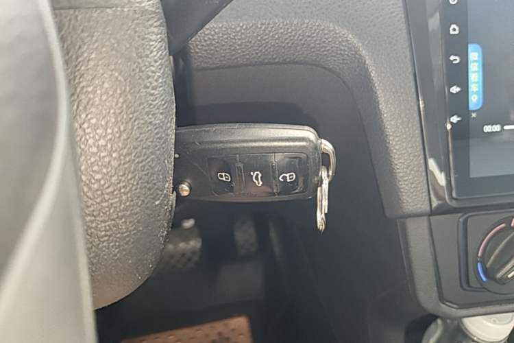 Used Volkswagen Santana 2018 1.5L Automatic Fashion Edition Vehicle Key