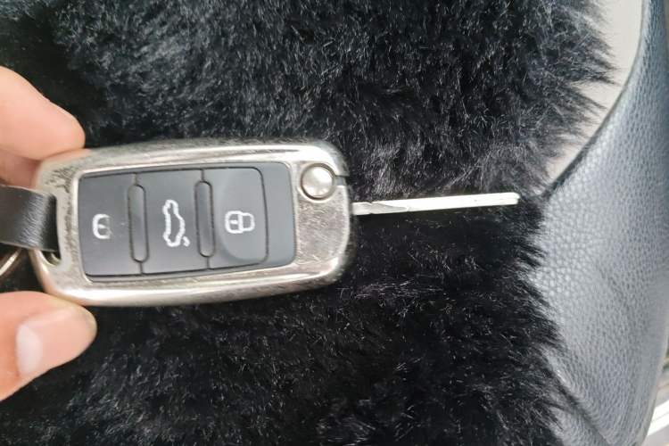 Used Volkswagen Santana 2018 1.5L Automatic Fashion Edition Vehicle Key