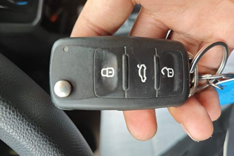 Used Volkswagen Santana 2018 1.5L Manual Fashion Edition Vehicle Key