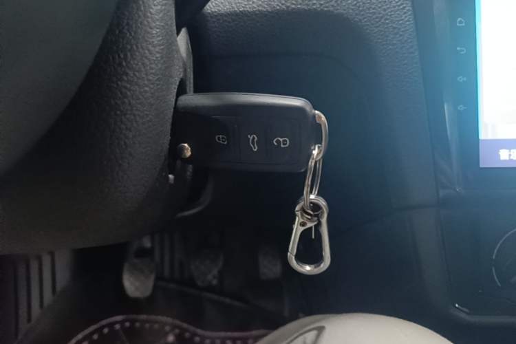 Used Volkswagen Santana 2018 1.5L Manual Fashion Edition Vehicle Key