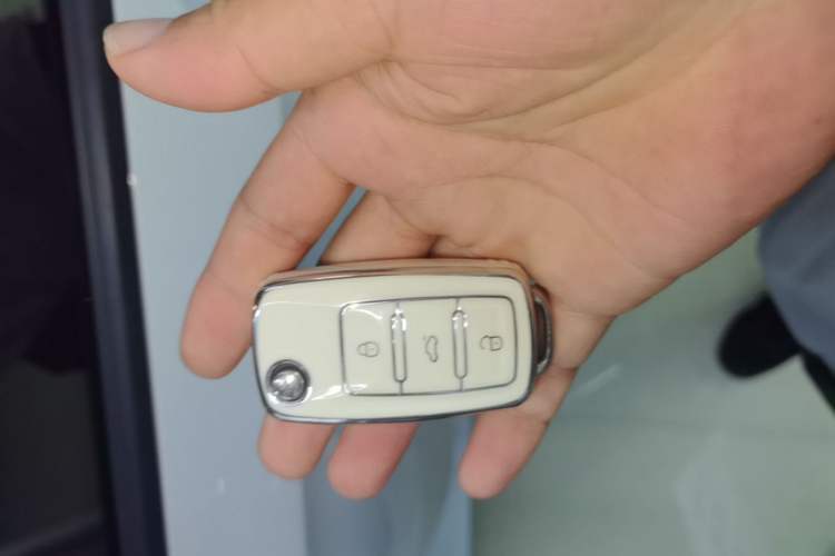 Used Volkswagen Santana 2018 1.5L Manual Fashion Edition Vehicle Key