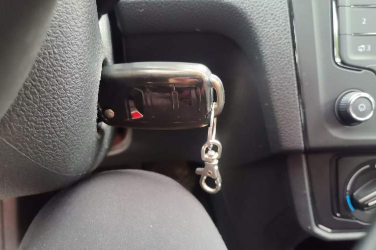 Used Volkswagen Santana 2018 1.5L Manual Fashion Edition Vehicle Key