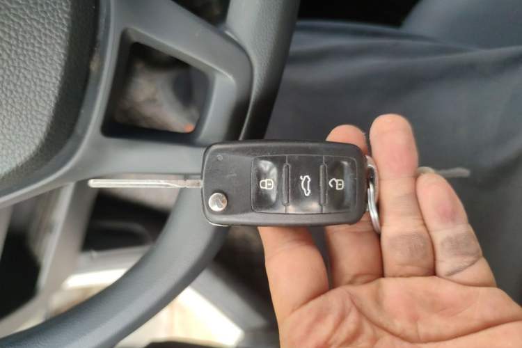 Used Volkswagen Santana 2018 1.5L Manual Fashion Edition Vehicle Key