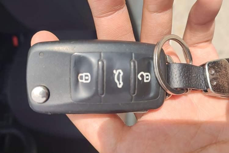 Used Volkswagen Santana 2018 1.5L Manual Fashion Edition Vehicle Key