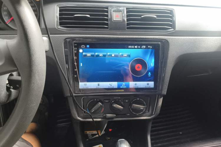 Used Volkswagen Santana 2019 1.5L Automatic Fashion Edition China VI Audio And AC Panel